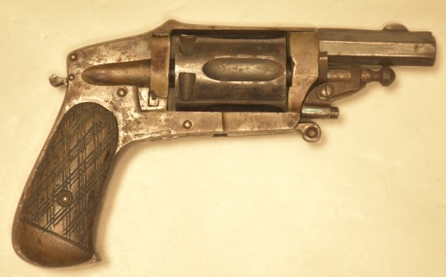 Revolver Artigianale CANE INTERNO Cal.5,7 VeloDog 5 colpi