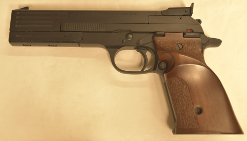 Beretta PISTOLA Mod.89 Cal. 22 LR con II^ caricatore e confezione originale completa