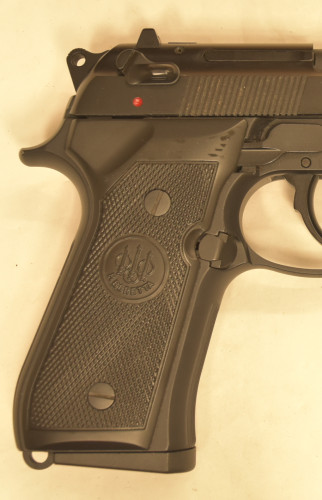 Beretta PISTOLA Mod.98FS Cal.9X21 con II^ caricatore e confezione originale completa fino alla scatola di cartone.